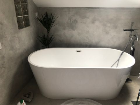 Reference Koupelnových Stěrek 12