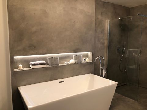 Reference Koupelnových Stěrek 17