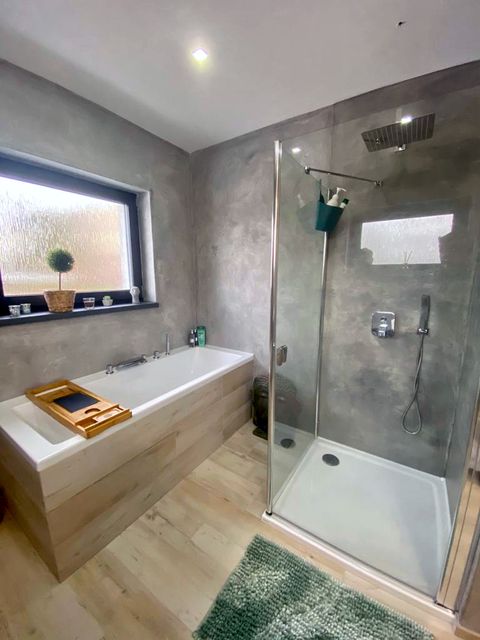 Reference Koupelnových Stěrek 4