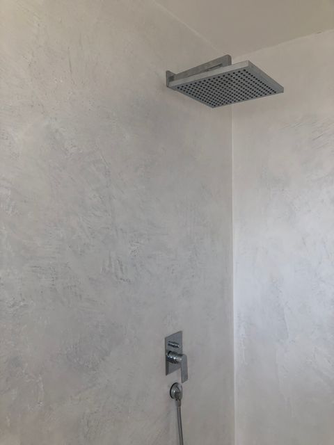 Reference Koupelnových Stěrek 32