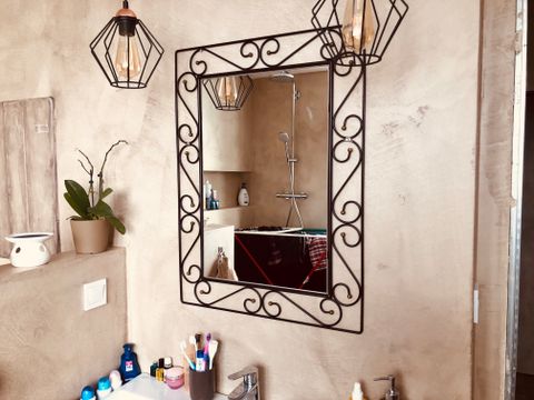 Reference Koupelnových Stěrek 59