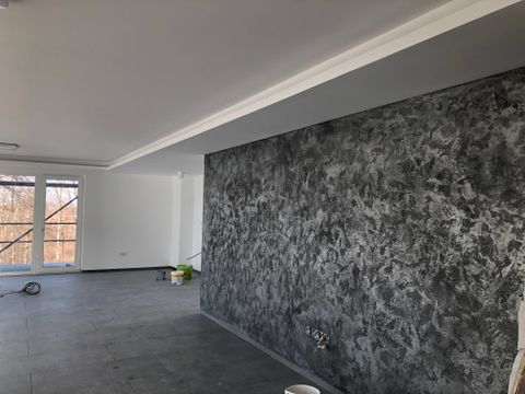 Reference Dekoračních Stěrek 130