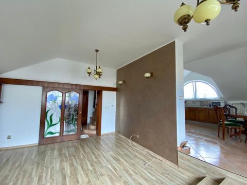 Reference Dekoračních Stěrek 77